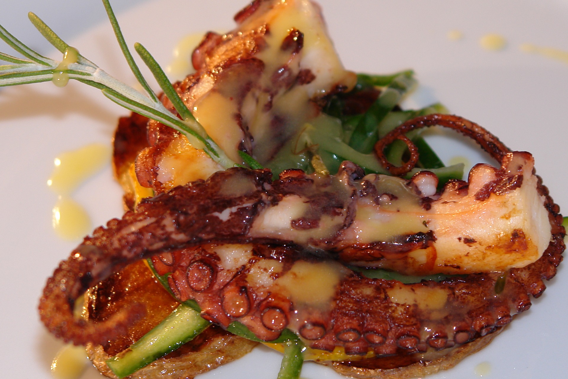 Pulpo con puré de patatas